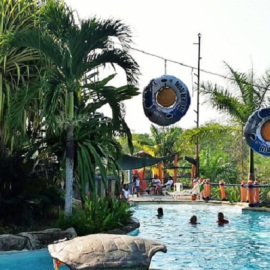 Hacienda Napoles desde Medellin